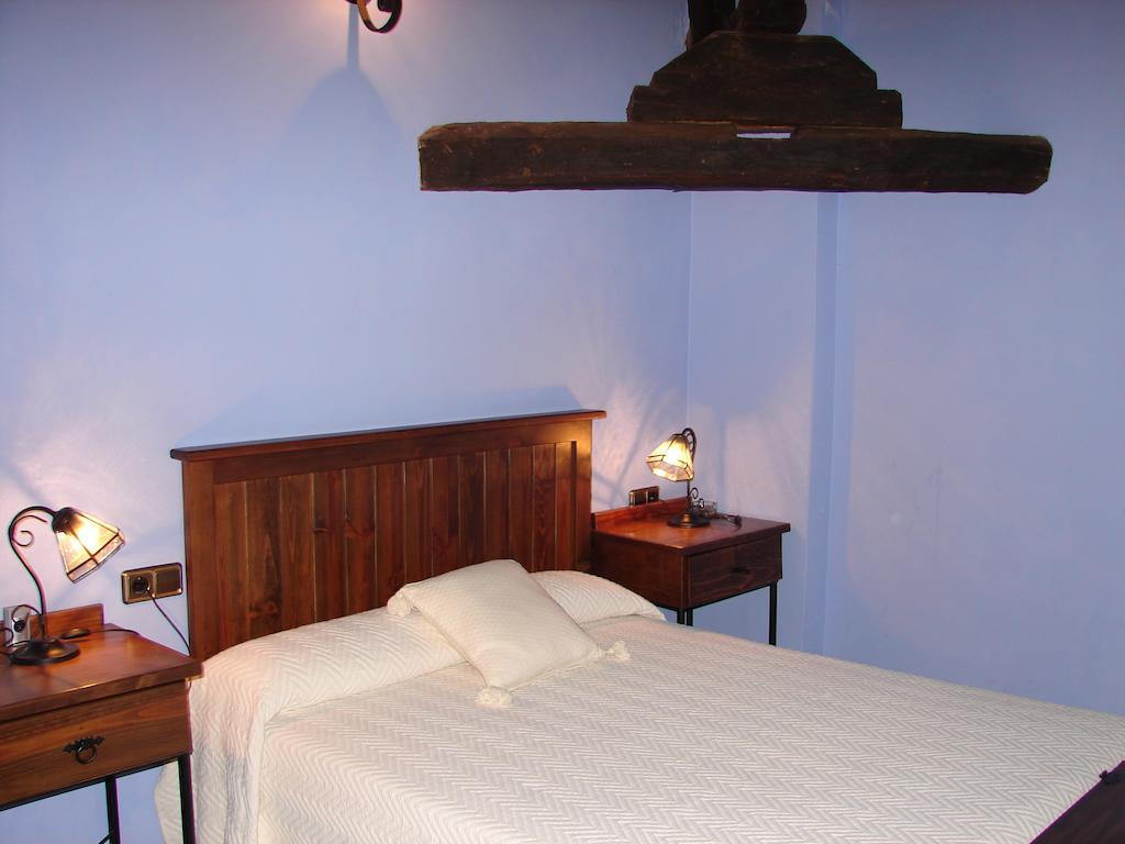La Boticaria Casa Rural Apartamento Descargamaría 객실 사진